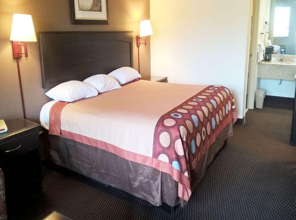 Rodeway Inn Richland Exteriér fotografie