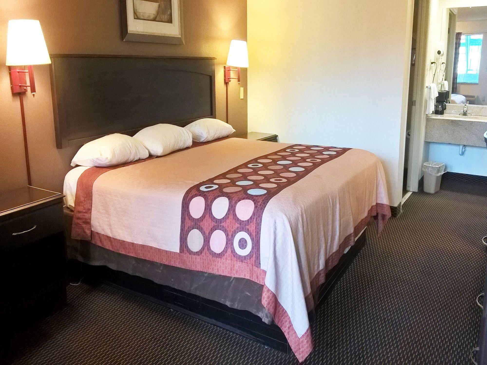 Rodeway Inn Richland Exteriér fotografie